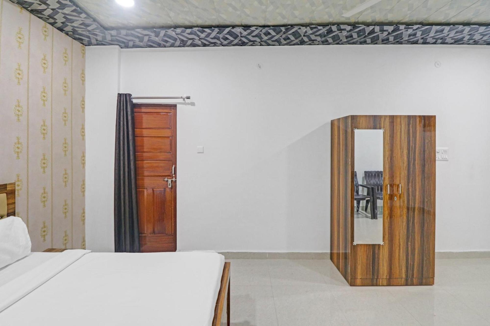 Hotel O Paras Palace Kanpur Buitenkant foto
