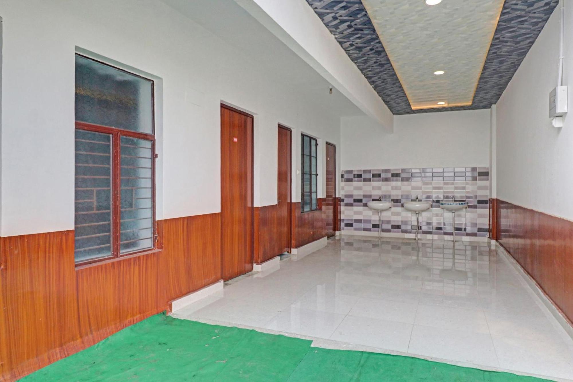 Hotel O Paras Palace Kanpur Buitenkant foto