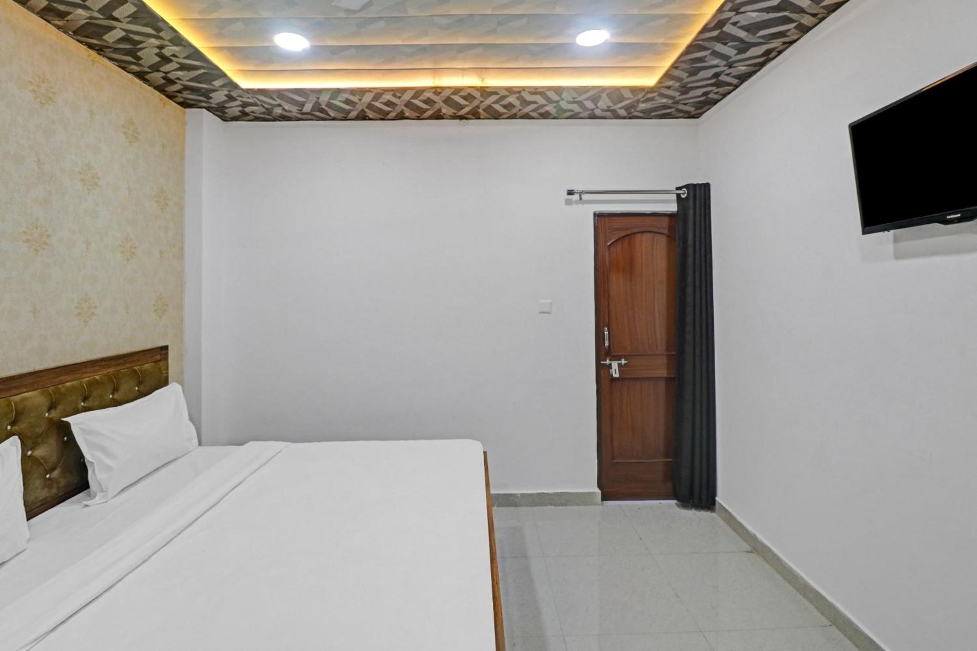 Hotel O Paras Palace Kanpur Buitenkant foto