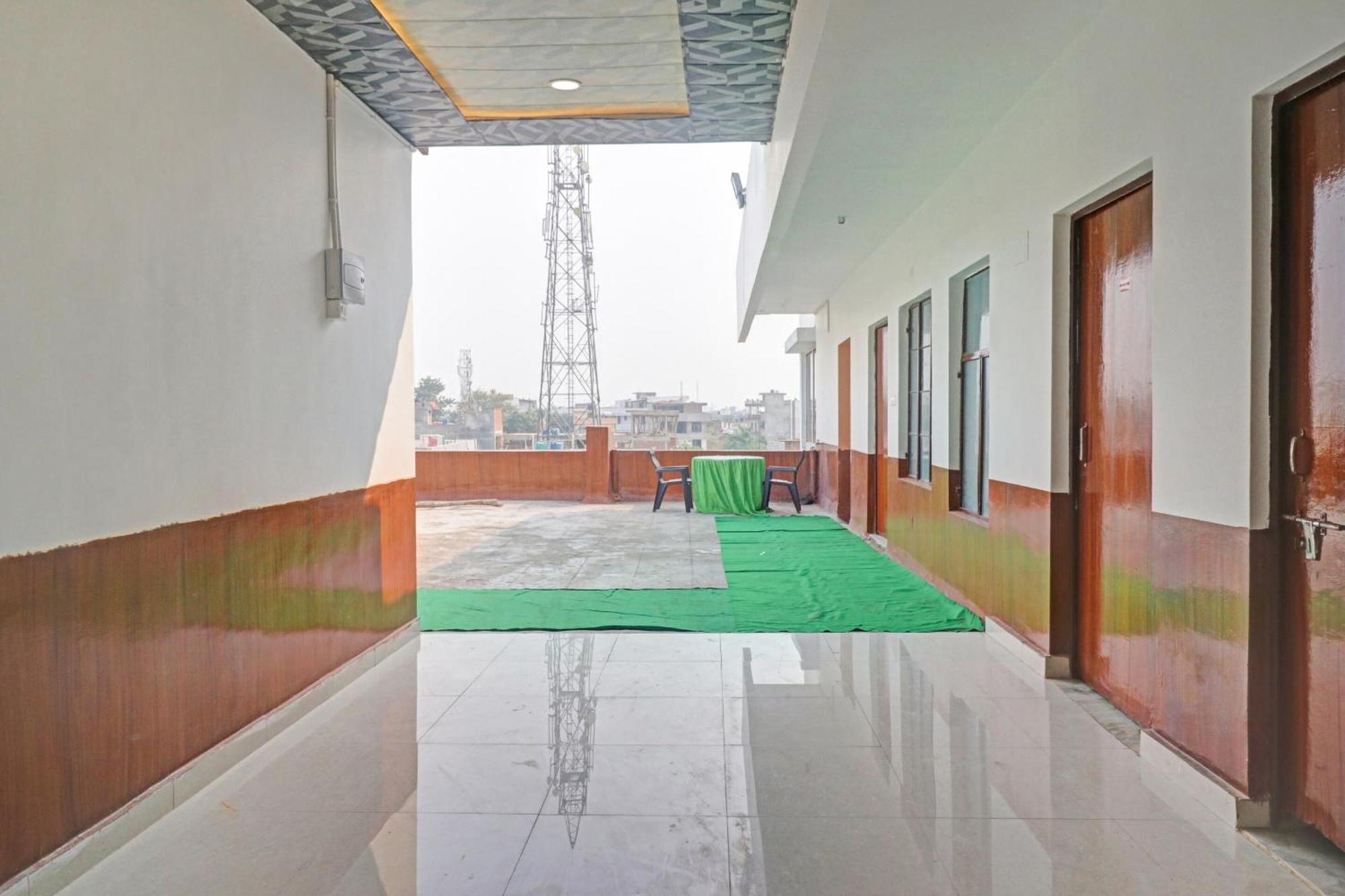 Hotel O Paras Palace Kanpur Buitenkant foto