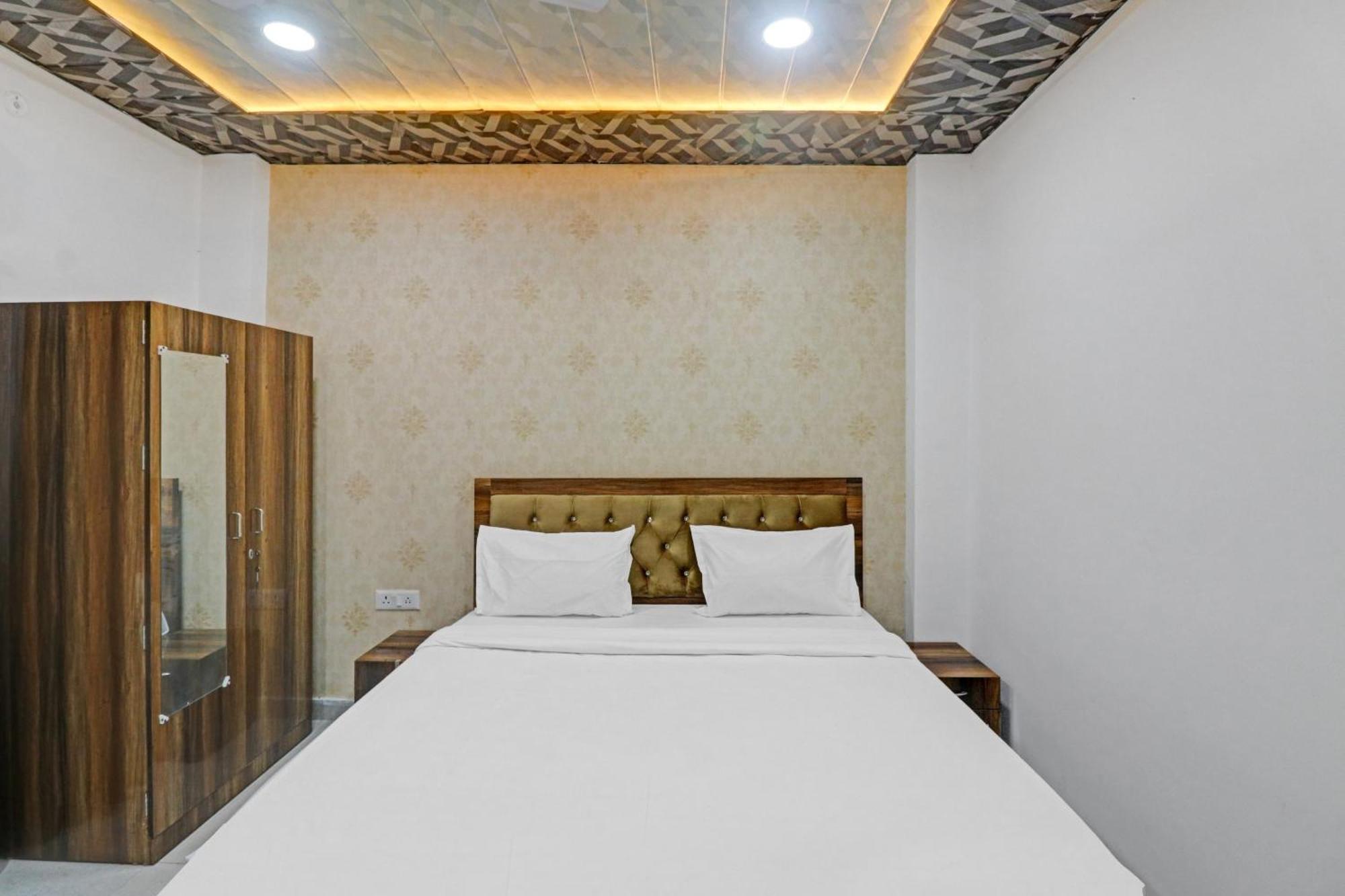 Hotel O Paras Palace Kanpur Buitenkant foto