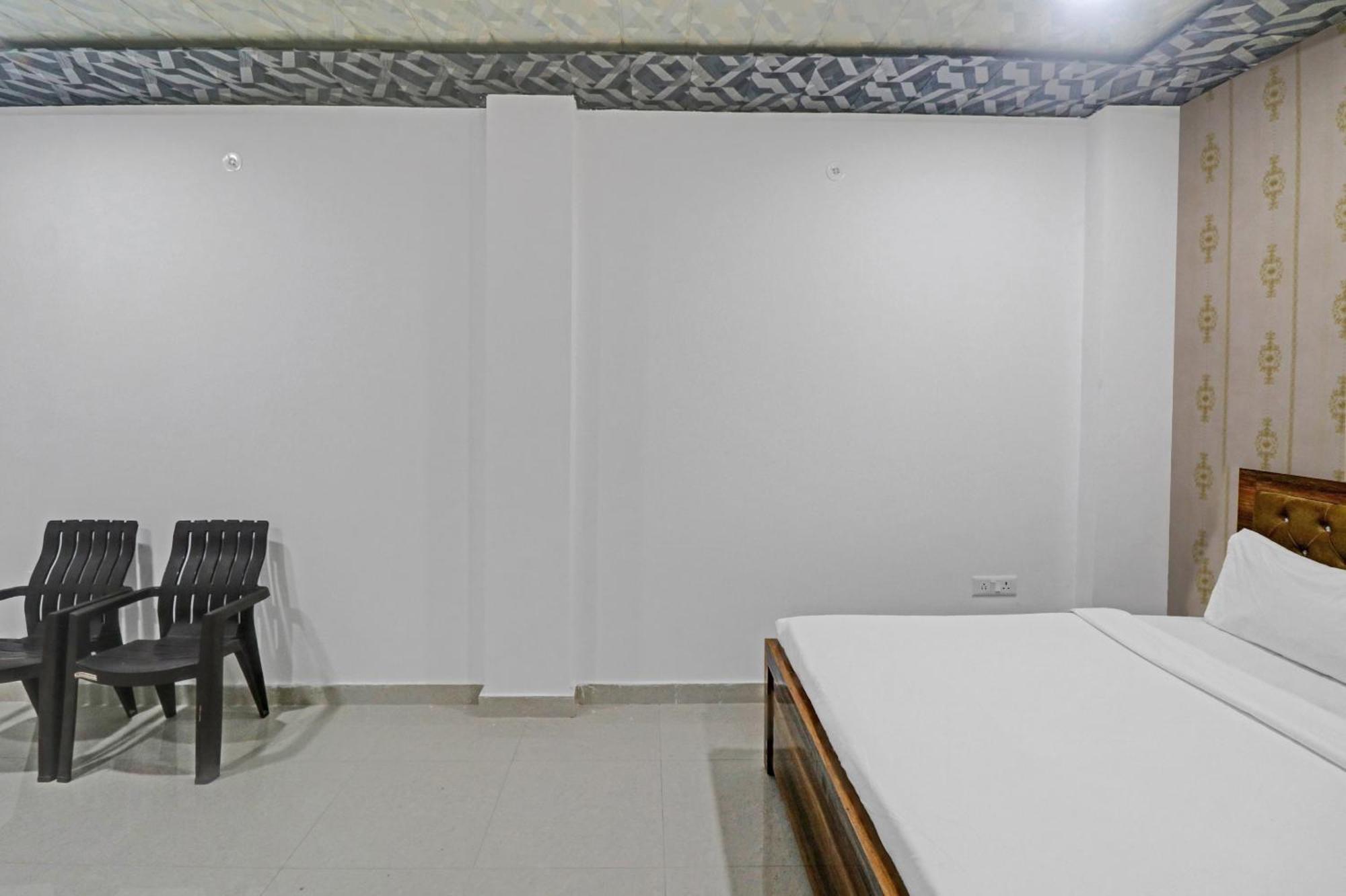 Hotel O Paras Palace Kanpur Buitenkant foto