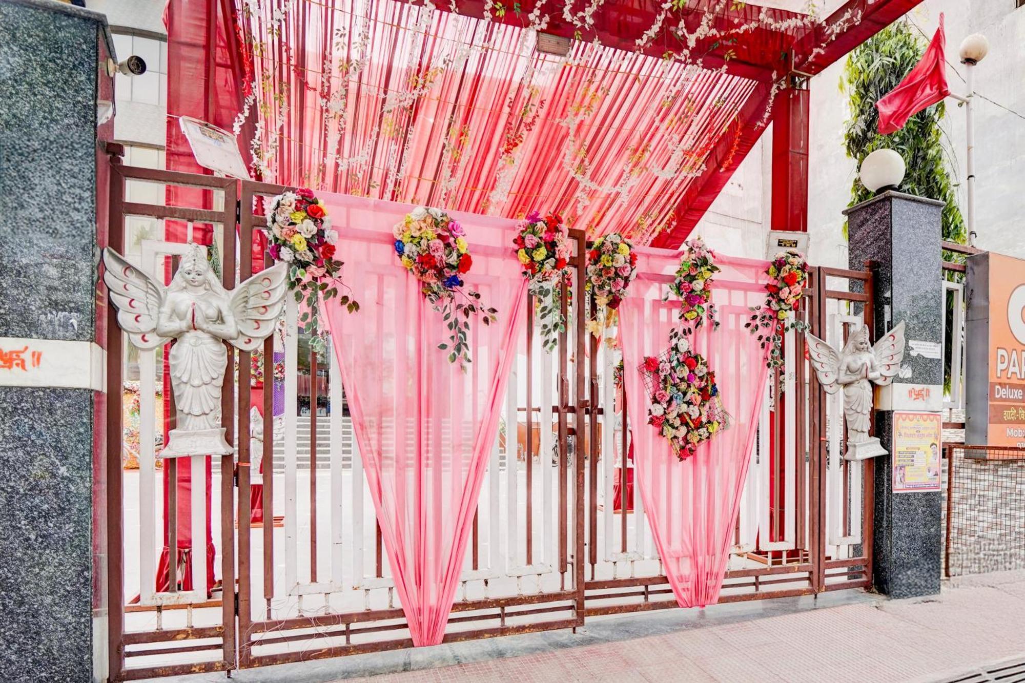 Hotel O Paras Palace Kanpur Buitenkant foto