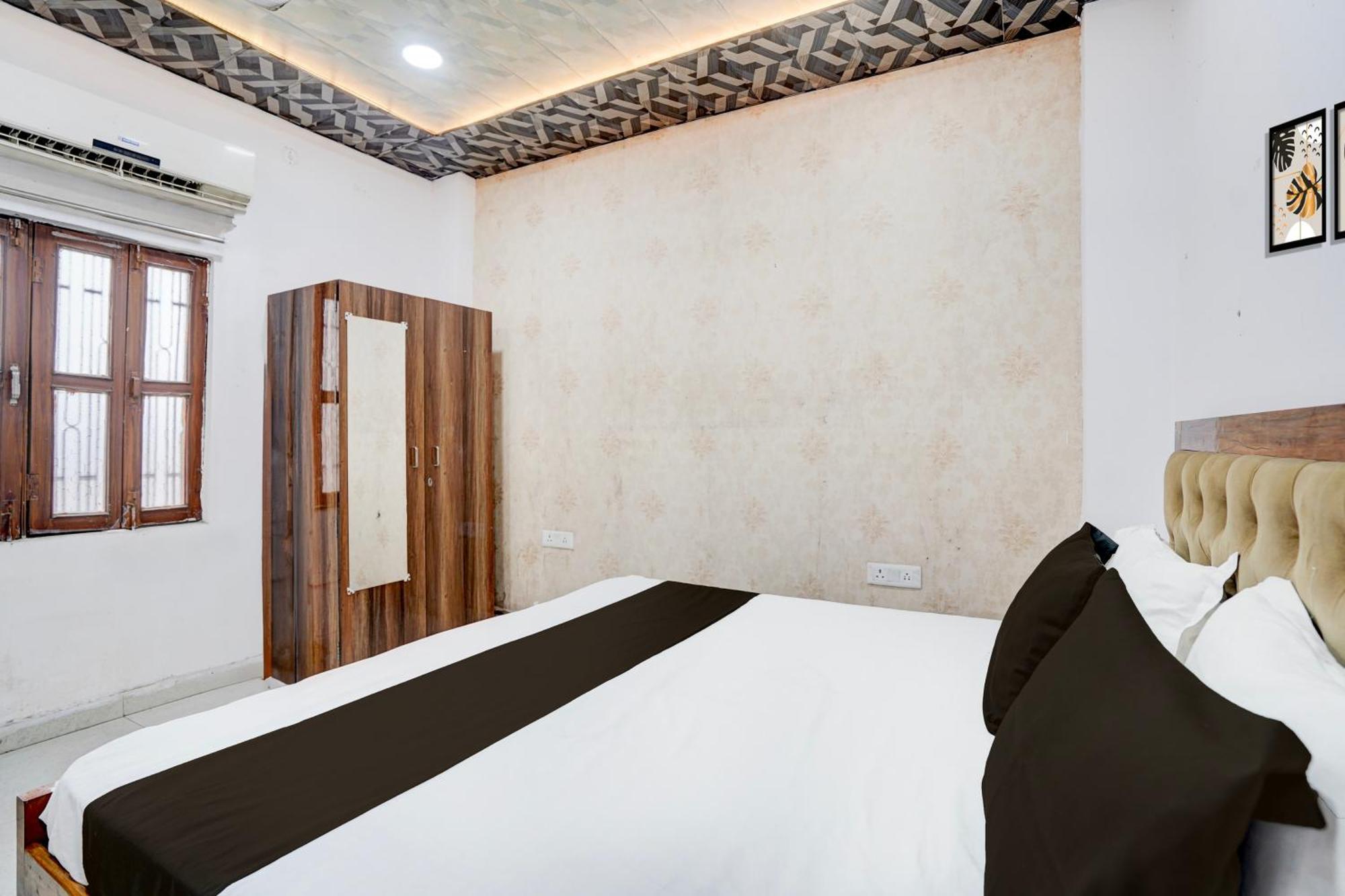 Hotel O Paras Palace Kanpur Buitenkant foto